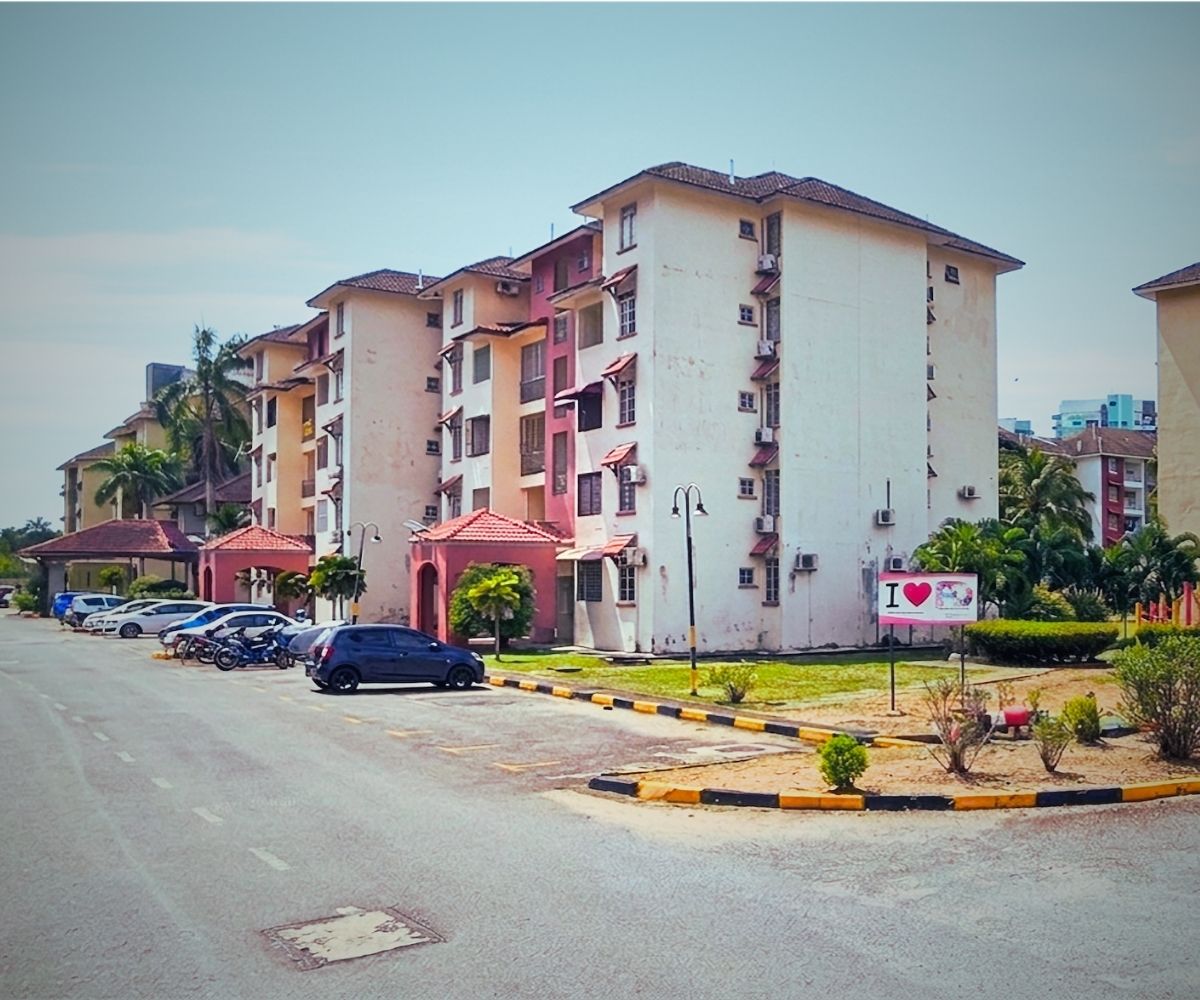 PD Perdana Condo Resort