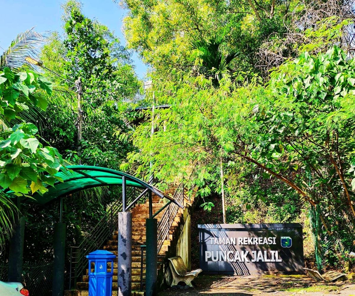 Taman Puncak Jalil